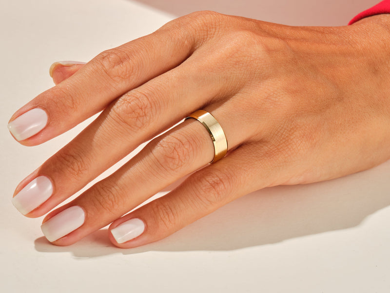 6mm Beveled Edge Wedding Band - Matte Brushed