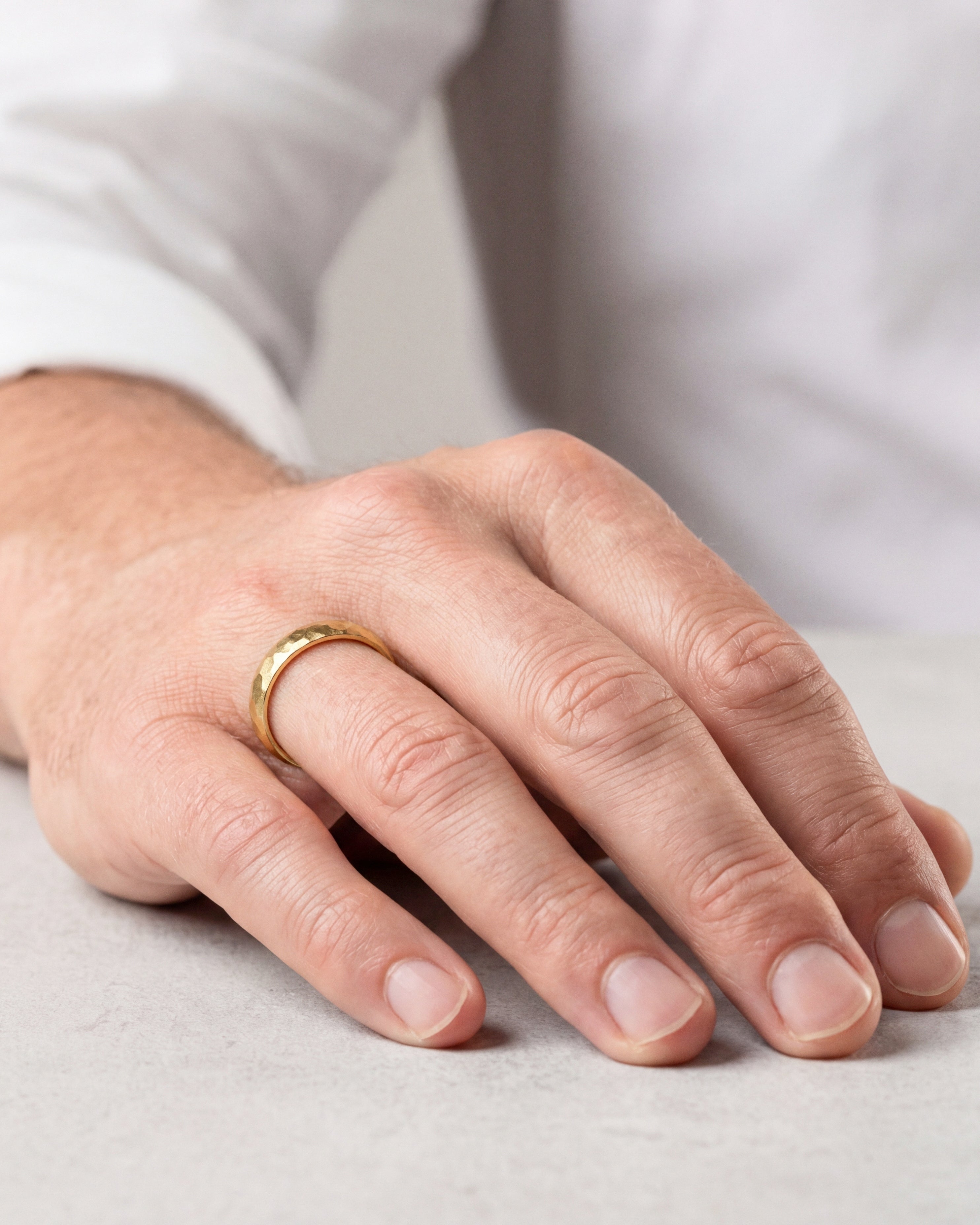 4mm Hammered Dome Men's Wedding Band