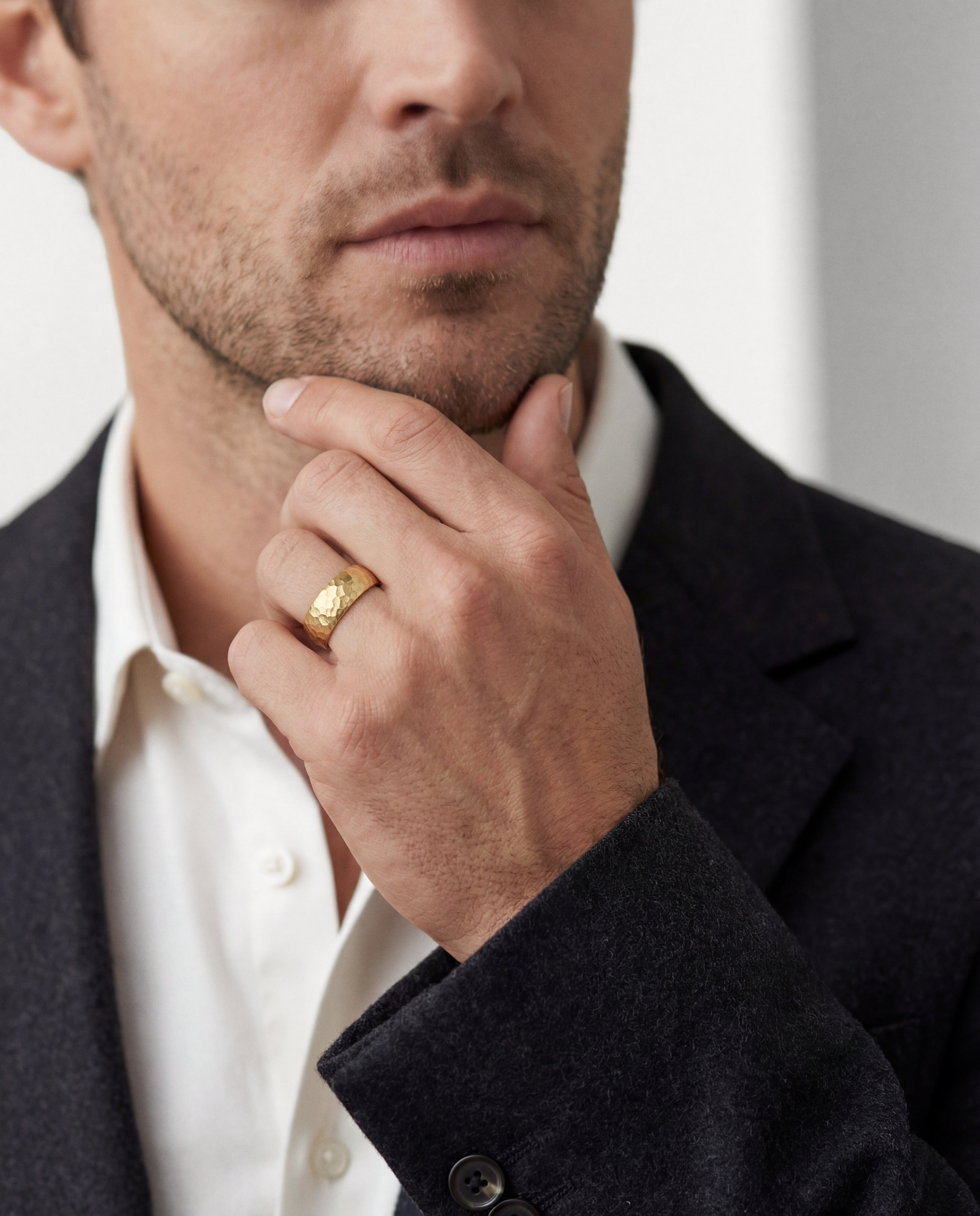 7mm Hammered Dome Men's Wedding Band