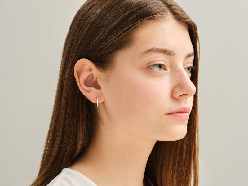 Tiny Huggies (0.30 ct tw)