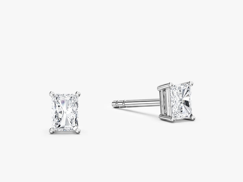 Radiant Cut Stud Earrings (0.25 ct tw)