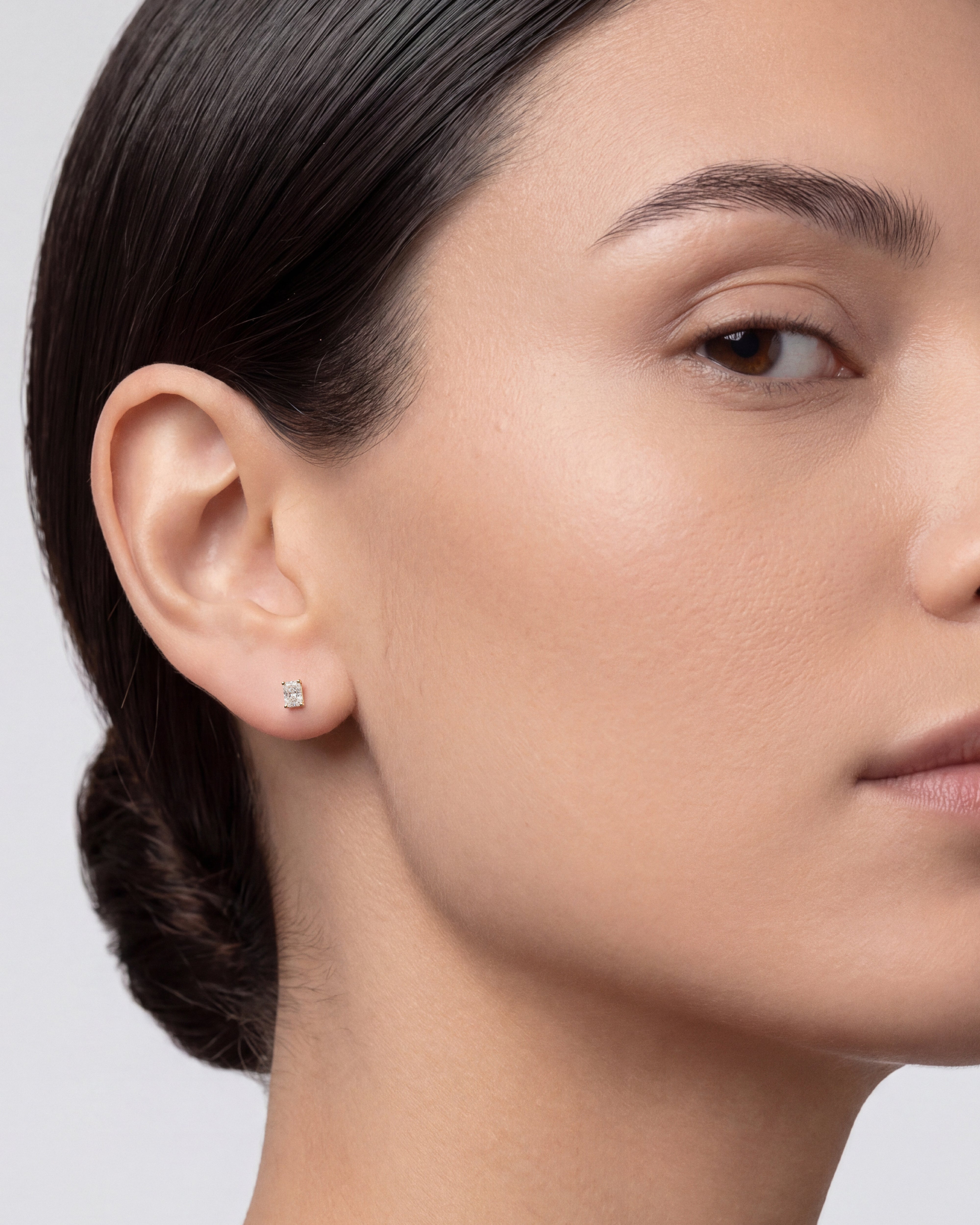 Radiant Cut Stud Earrings (0.25 ct tw)