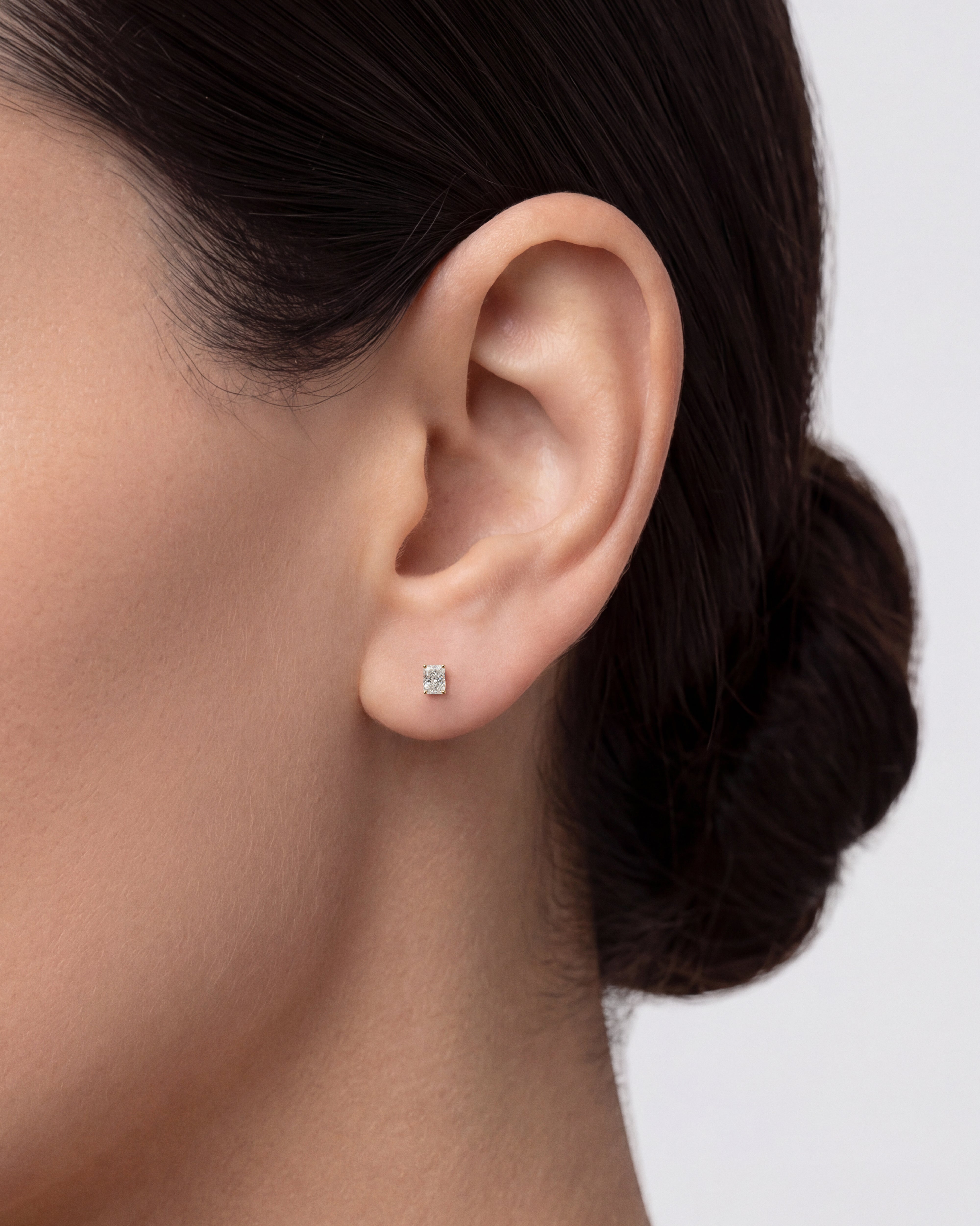 Radiant Cut Stud Earrings (0.25 ct tw)