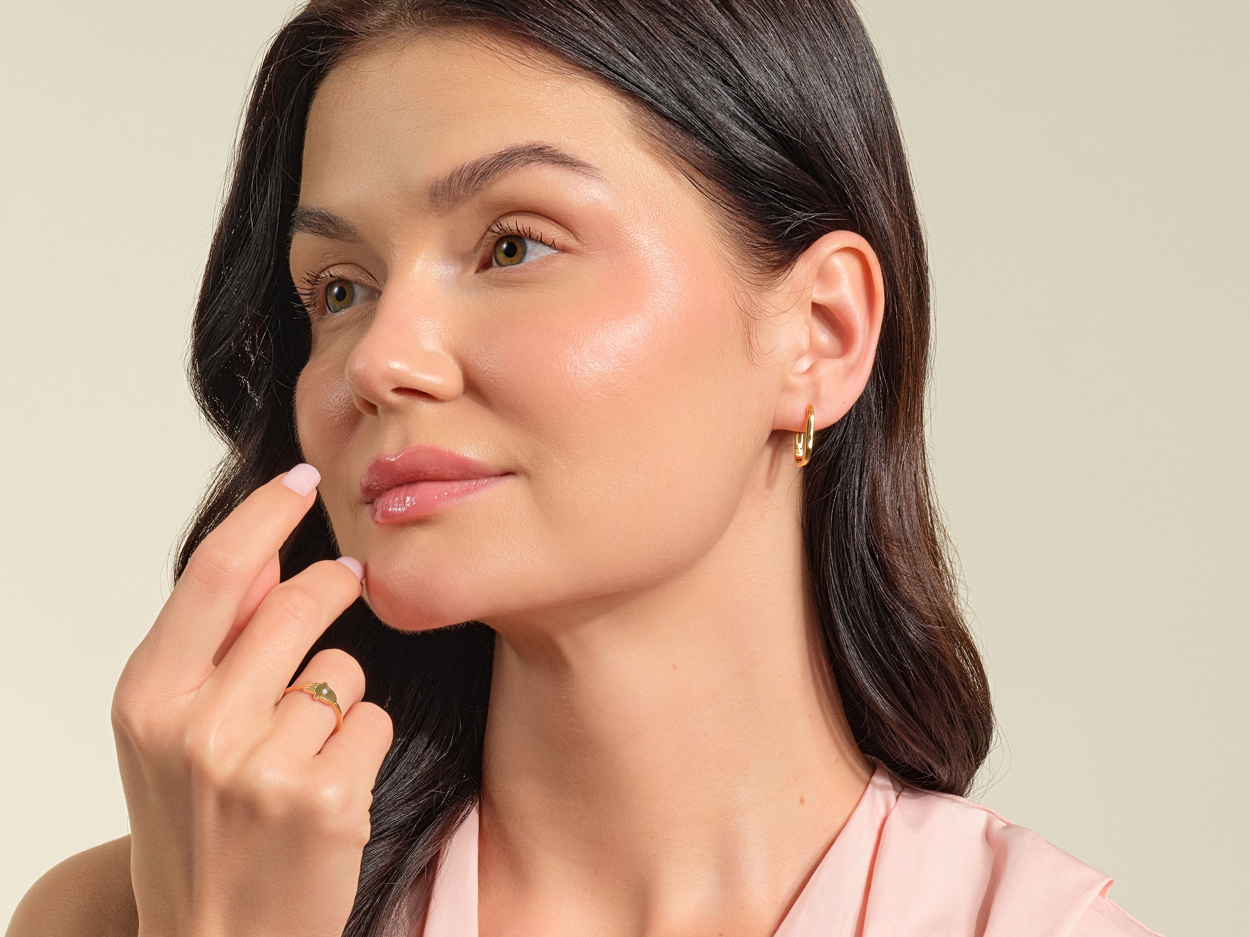 Elongated Oval Hoop Earrings