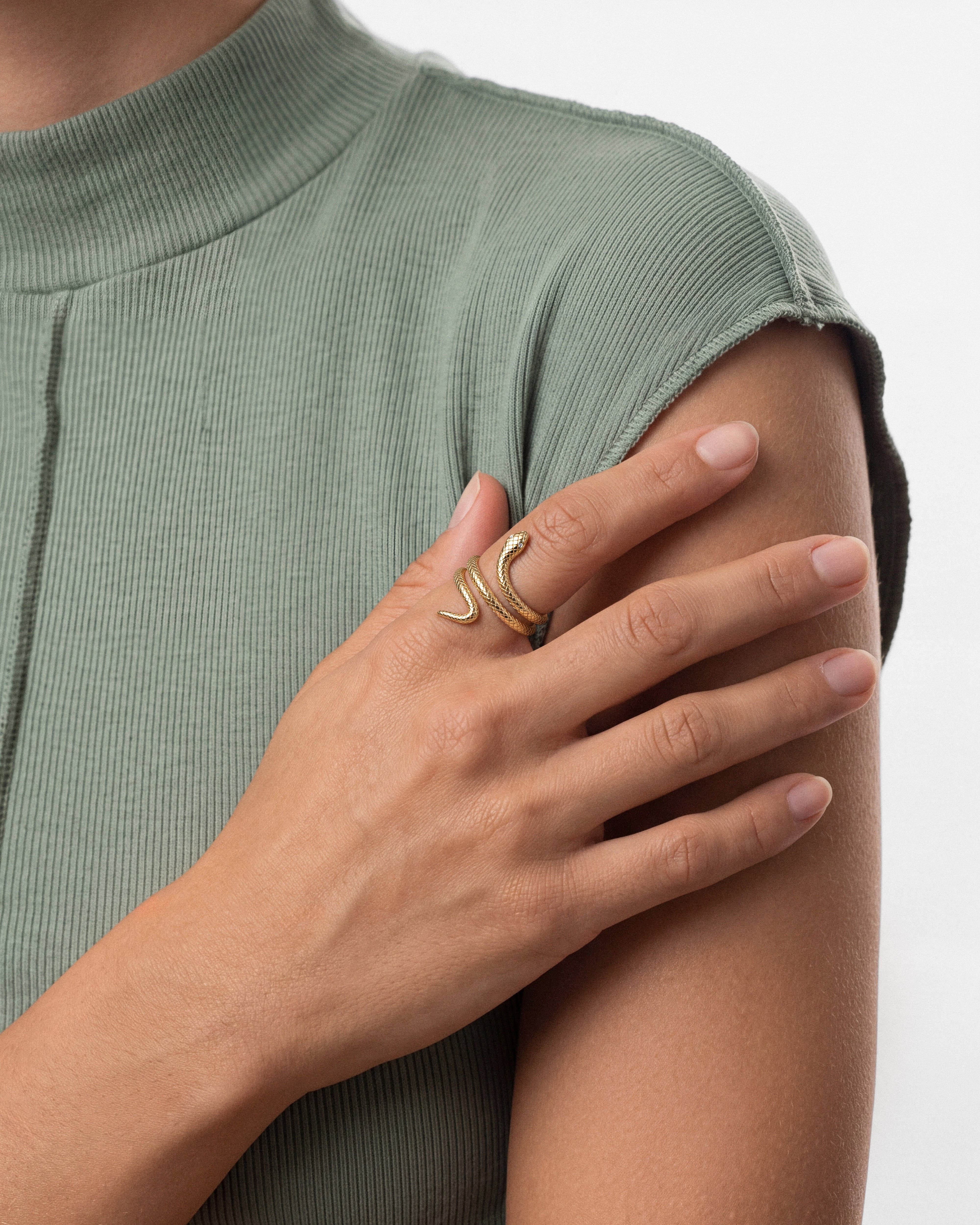 Bold Snake Ring