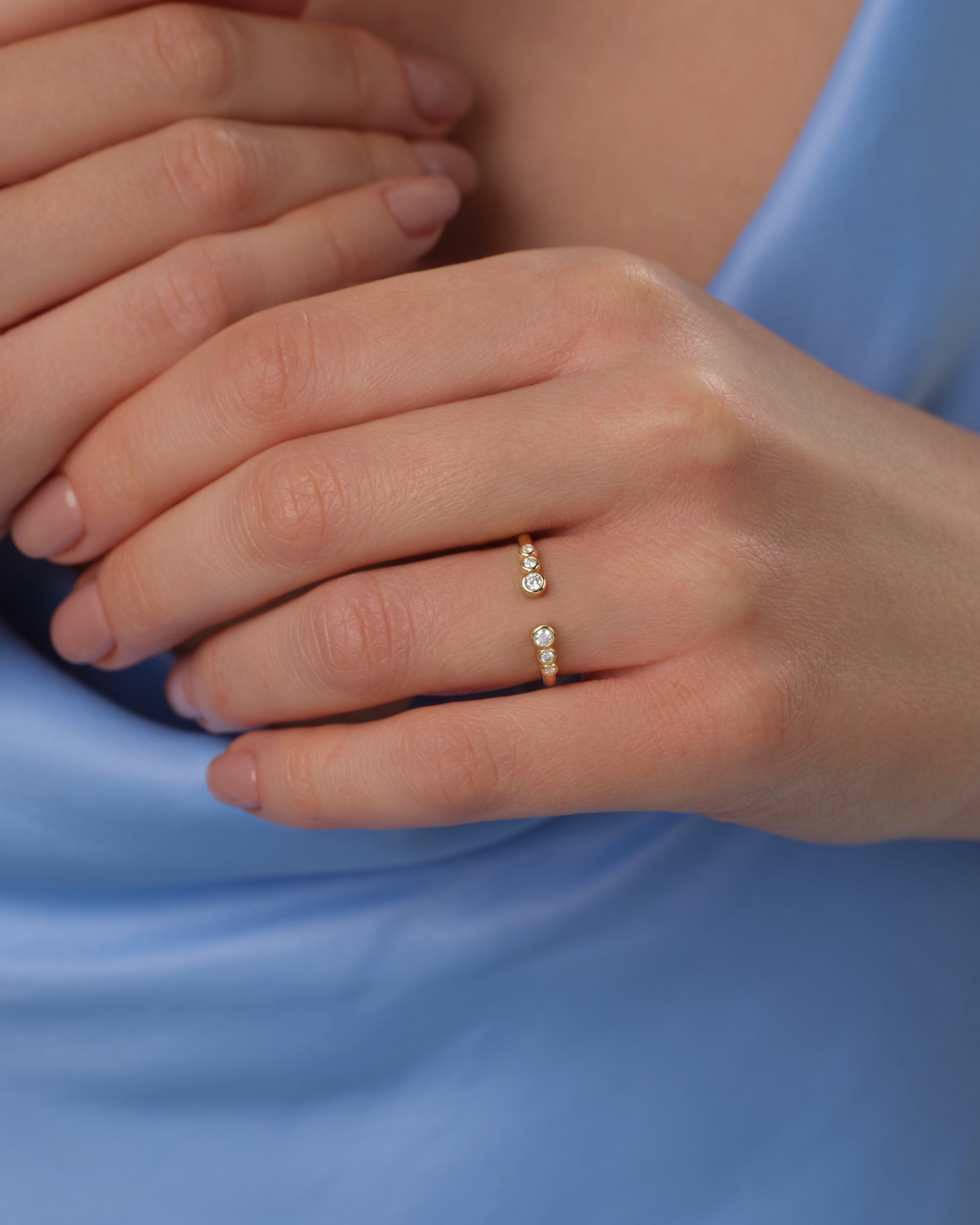 Bezel Cuff Wedding Band (0.10 CT TW)