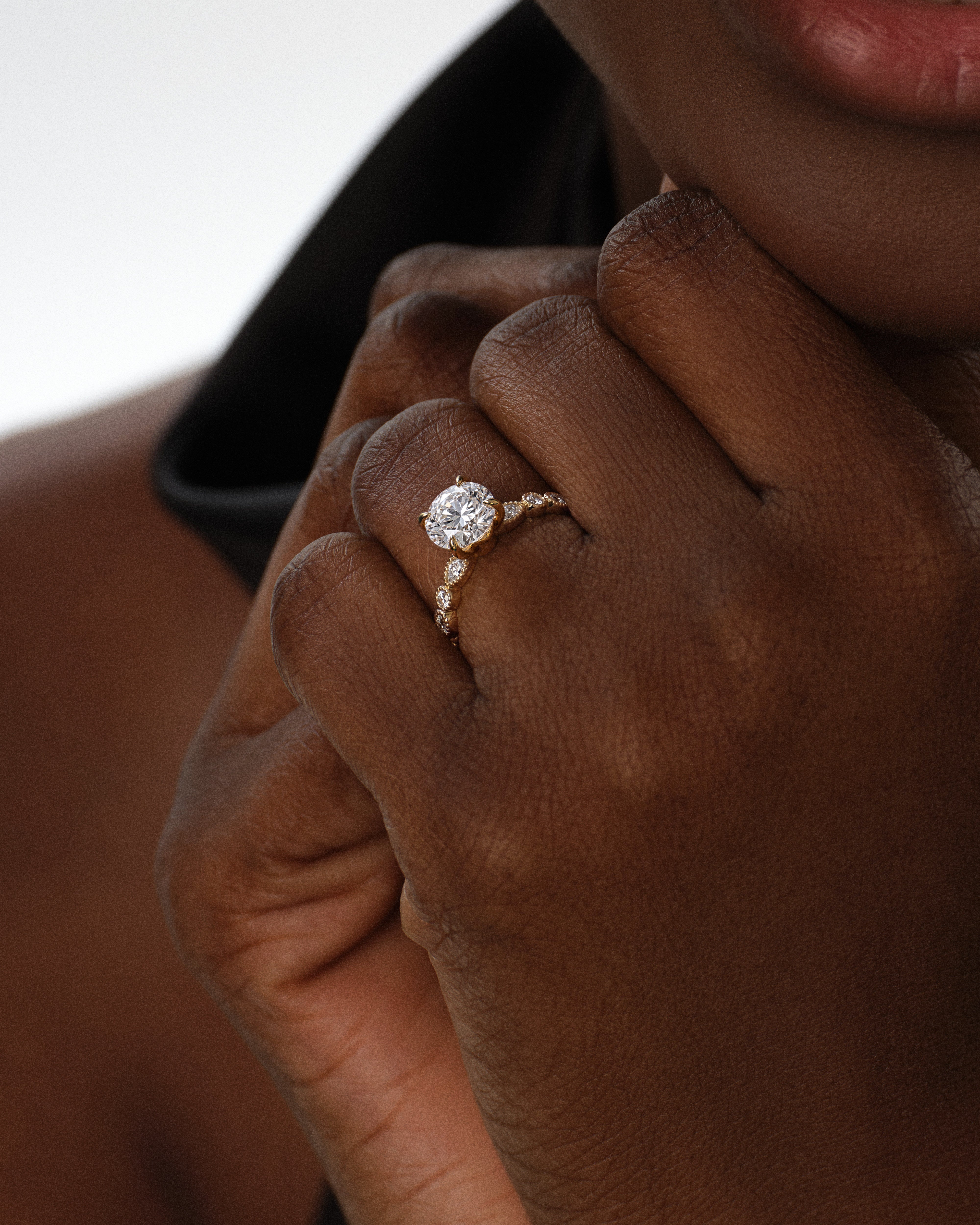 Milgrain Marquise Side Stone Moissanite Engagement Ring (1.00 CT)