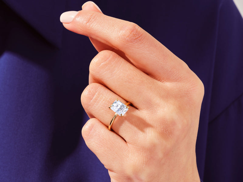 Radiant Cut Solitaire Moissanite Engagement Ring (3.00 CT)