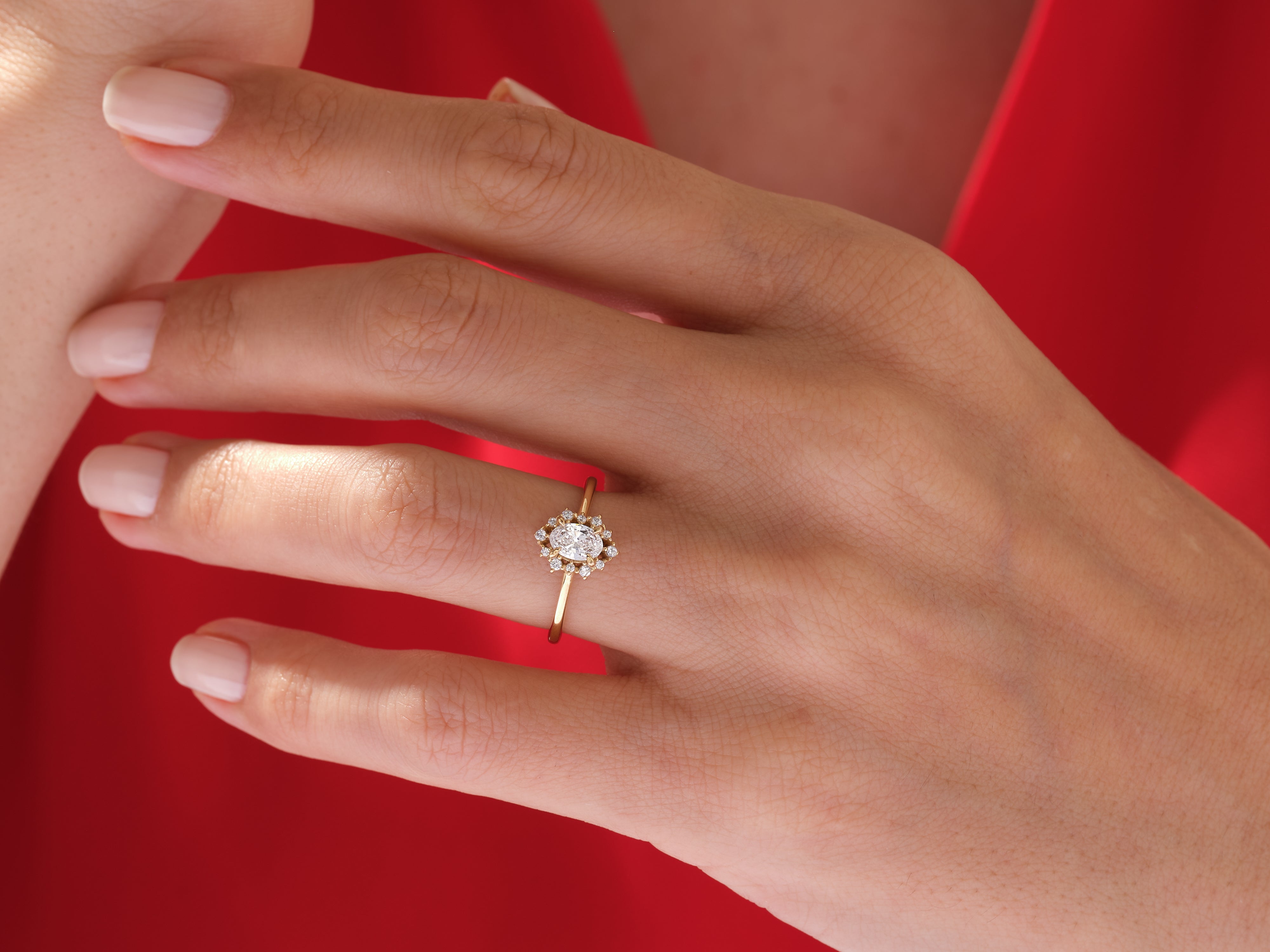 Sunburst Oval Moissanite Engagement Ring (0.50 CT)