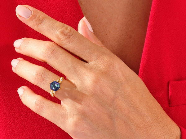 Hexagon Lab Alexandrite Nature-Inspired Engagement Ring with Moissanite Sidestones