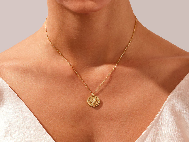 Leaf Coin Necklace