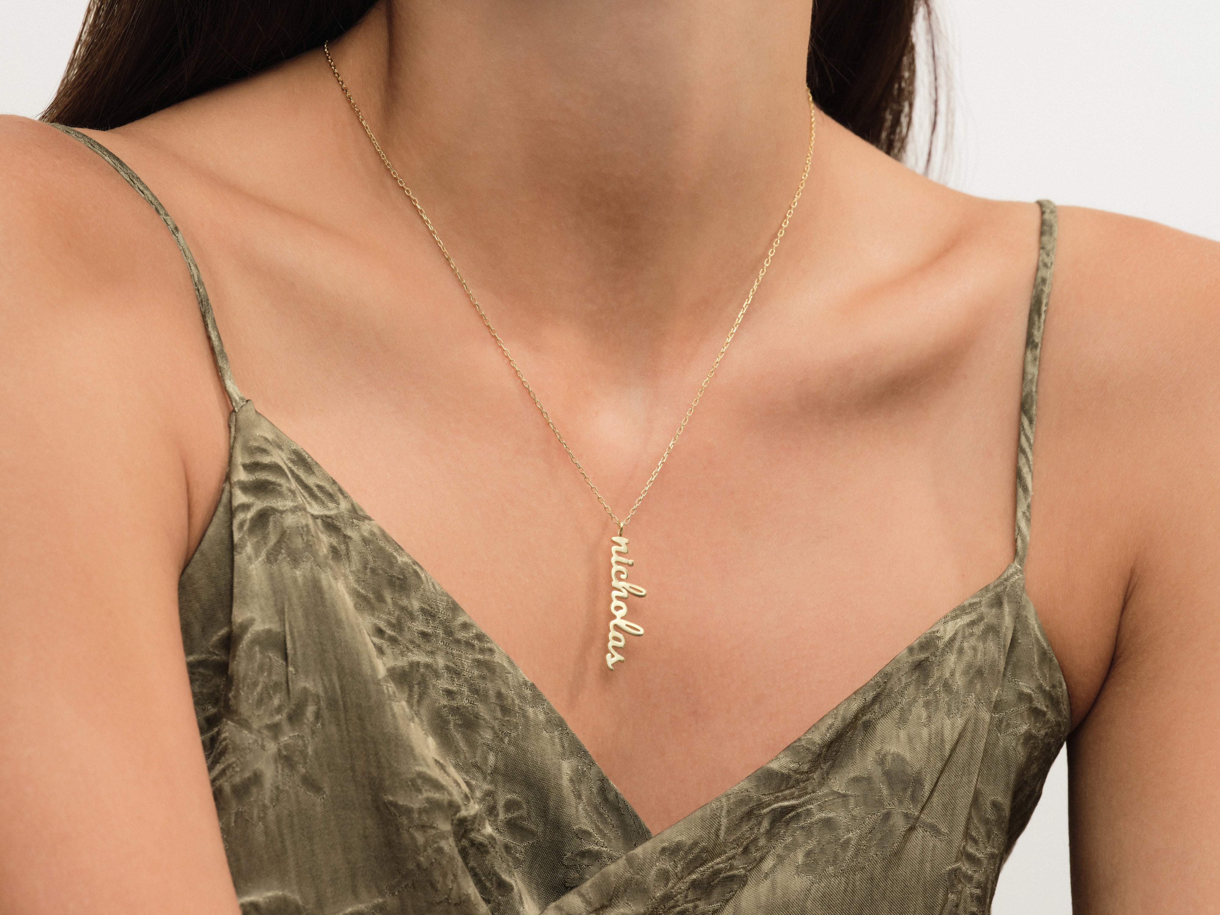 Cursive Vertical Name Necklace
