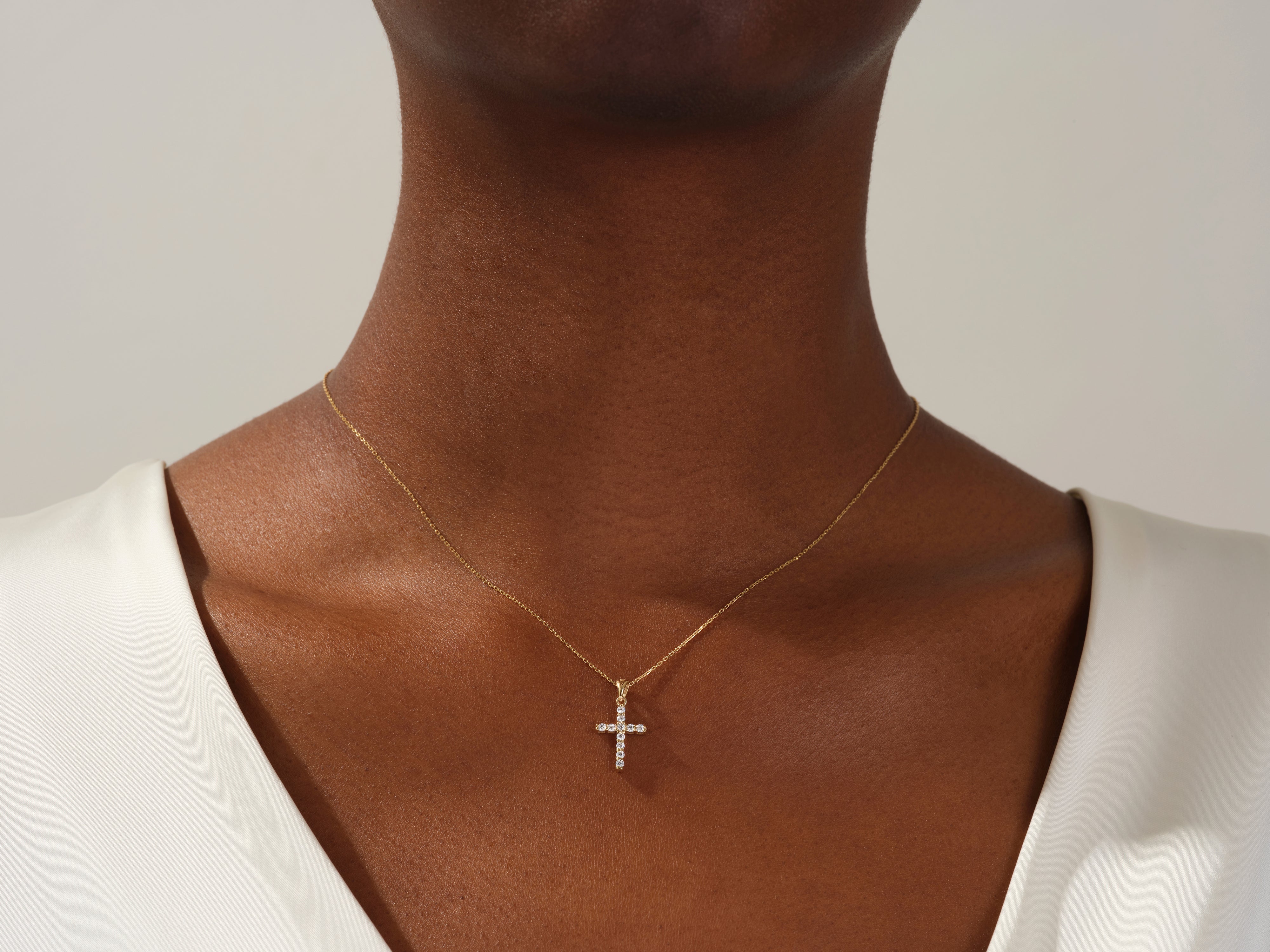 Cross Pendant (0.22 CT)