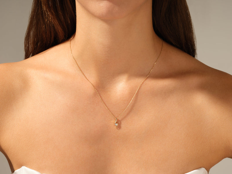 Solitaire Round Pendant Necklace