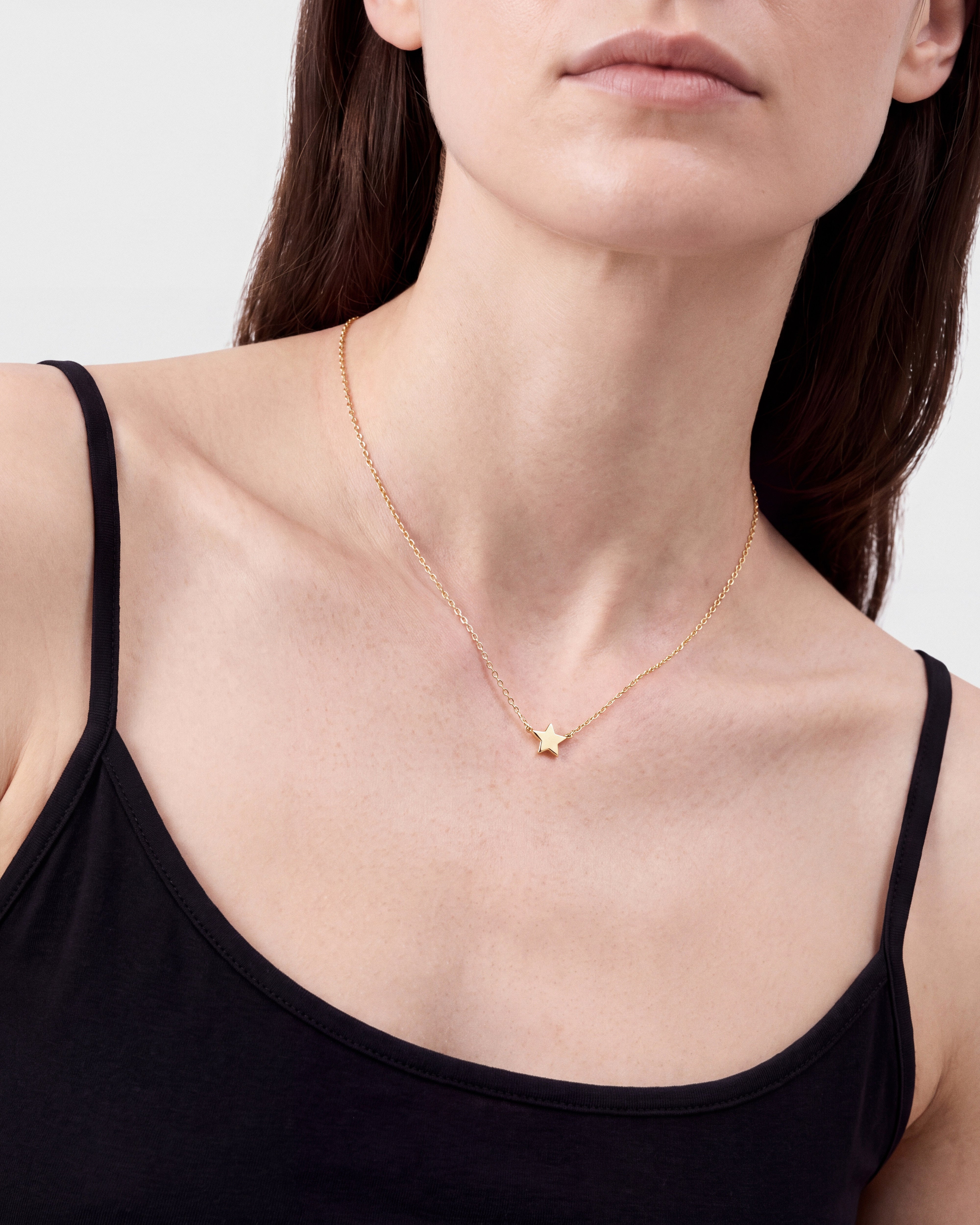 Plain Star Necklace