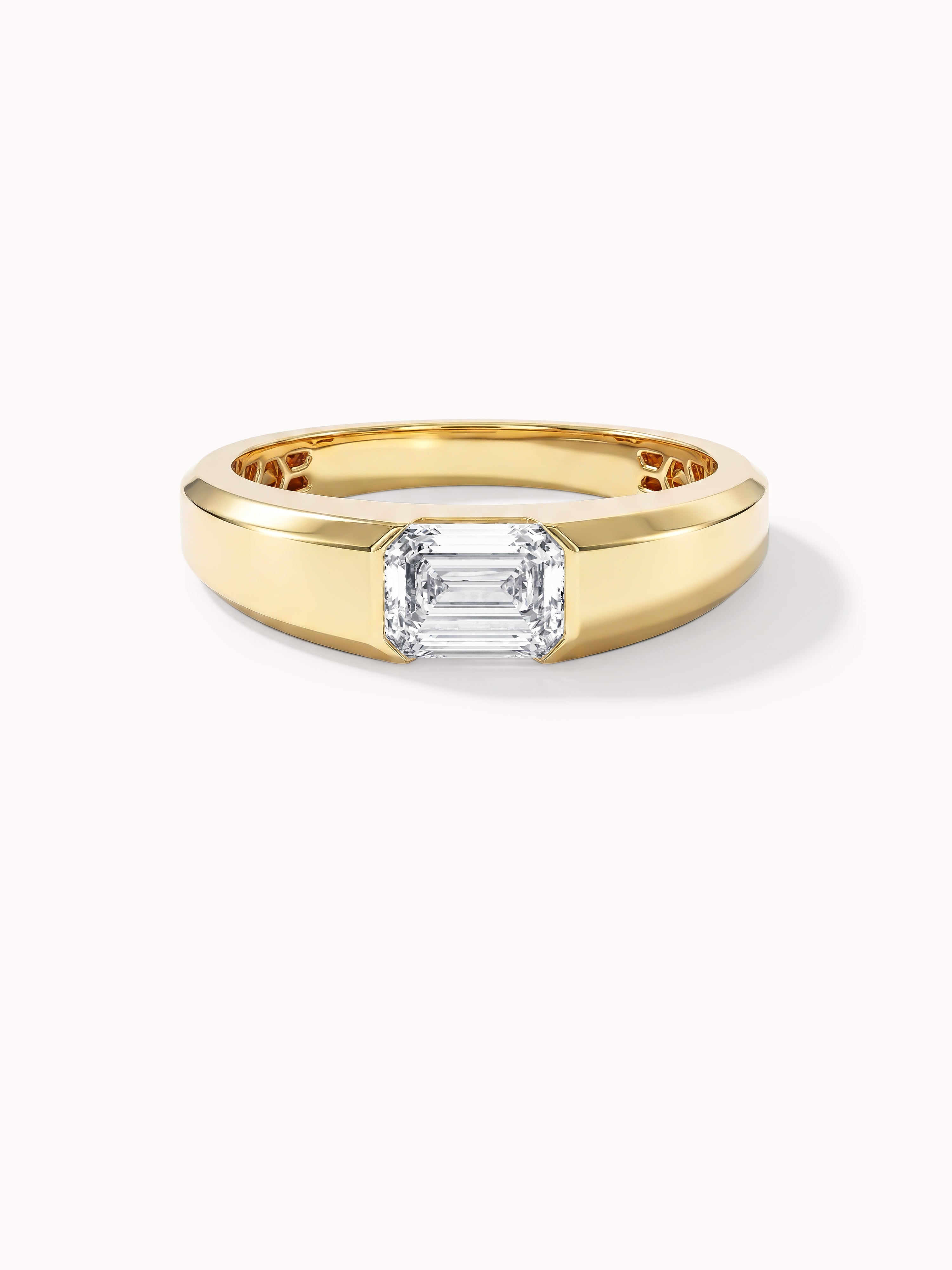 Solitaire Men's Wedding Band