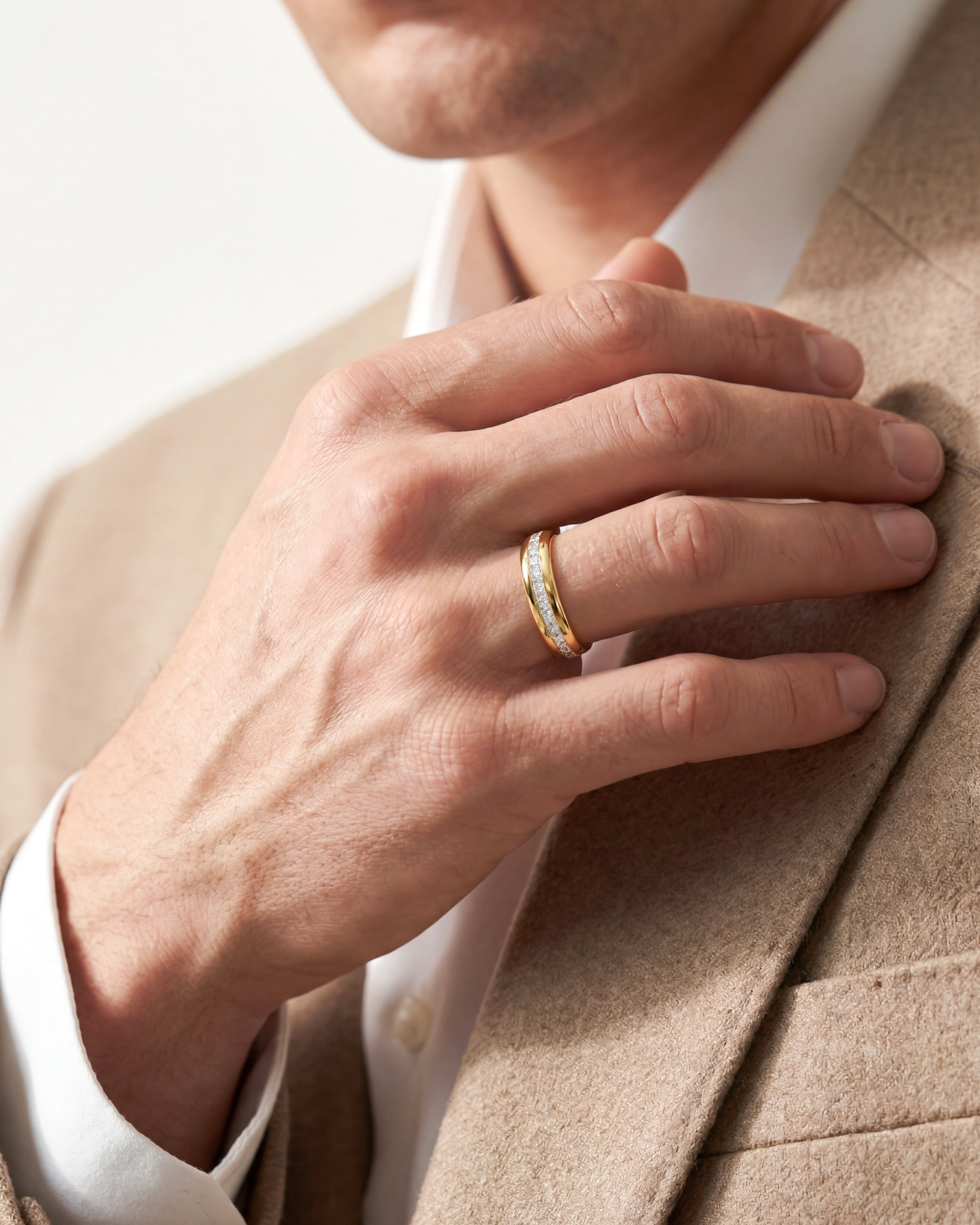 Horizontal Row Men's Wedding Band