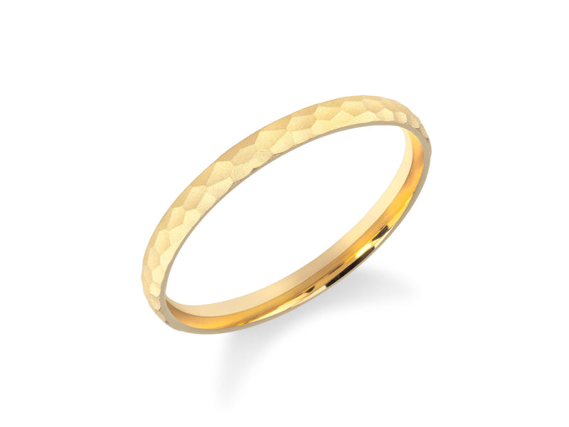 Hammered gold ring, fine jewelry, elegant design