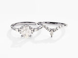 Diamond engagement ring and wedding band set