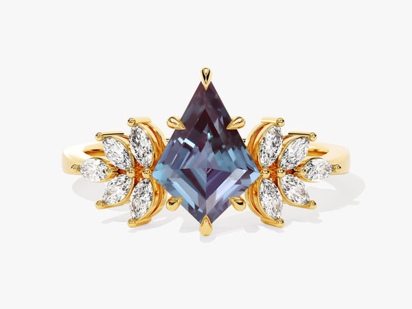 Gold ring with kite-cut alexandrite and marquise diamonds