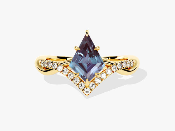 Gold ring with kite-cut alexandrite and diamond accents
