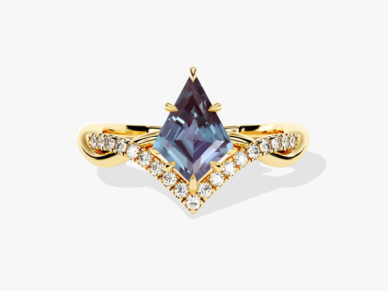 Gold ring with kite-cut alexandrite and diamond accents