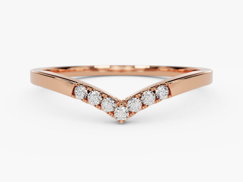 Rose gold V-shaped diamond wedding band ring